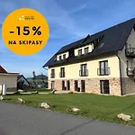 Na Bukovce Merot アパート